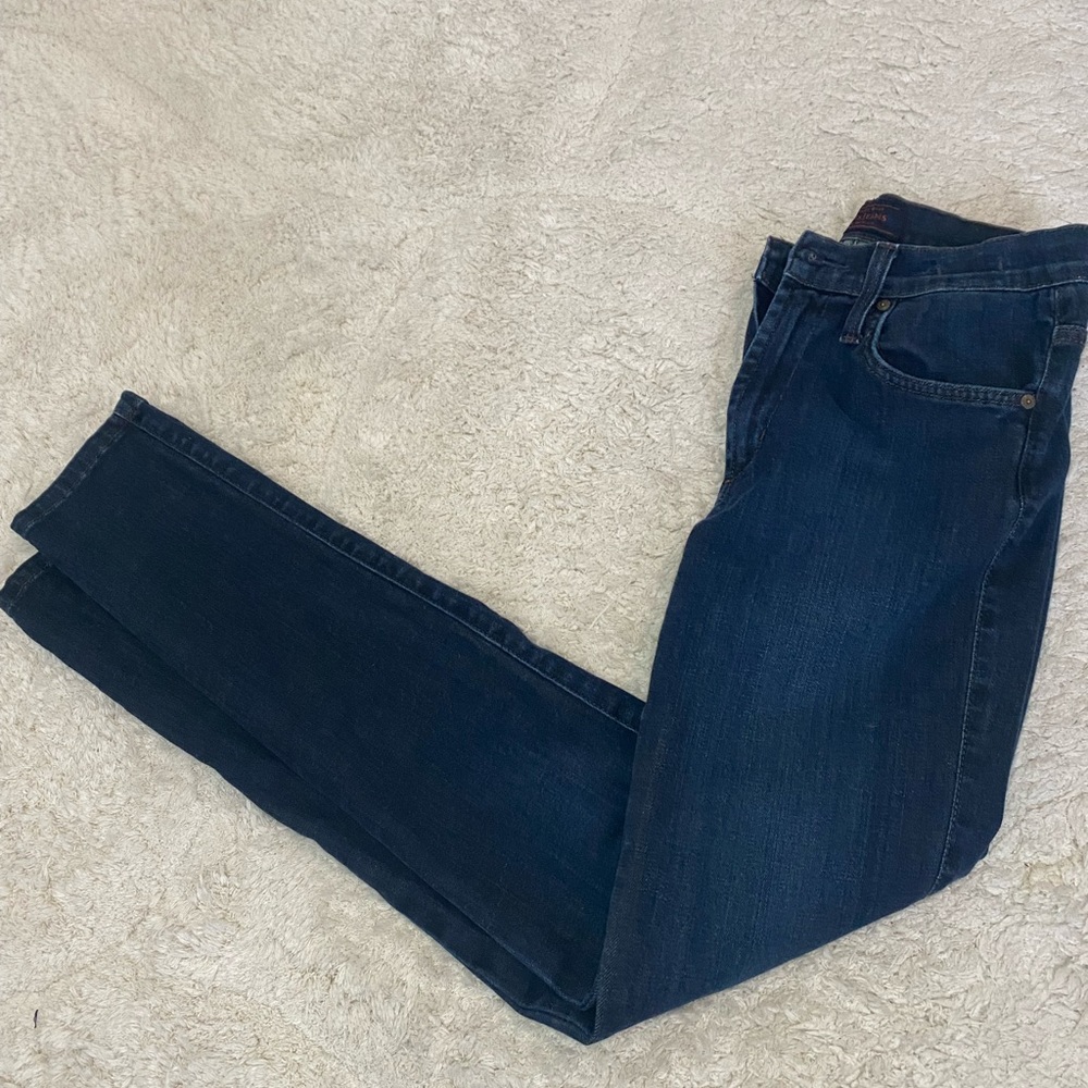 James Jeans High class skinny Jean. Hardly worn. Size 26